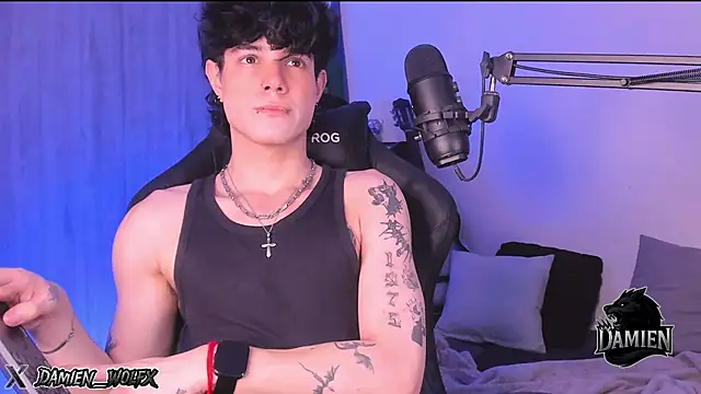 cinnamon boyxxx online show from September 20, 2:12 am