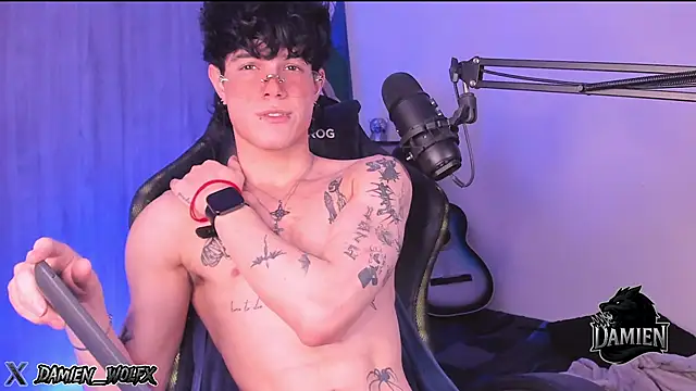 cinnamon boyxxx online show from September 26, 5:11 am