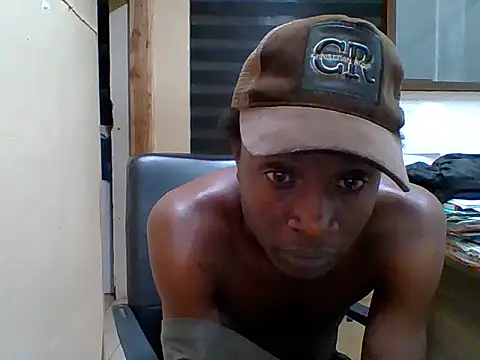 Snapshot of cranes293 chatting on October 17, 6:10 pm cranes293 online show from October 17, 6:10 pm