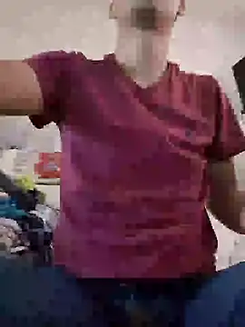 Snapshot of josehot151515 chatting on January 13, 7:31 pm josehot151515 online show from January 13, 7:31 pm