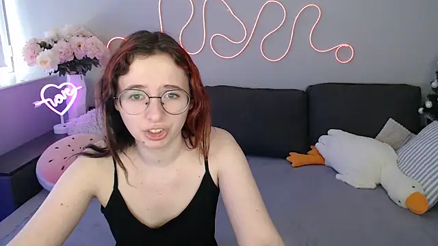 Mini Diva online show from March 7, 9:17 am