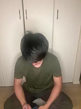 Snapshot of Ken_jp chatting on December 15, 9:53 pm Ken jp online show from December 15, 9:53 pm