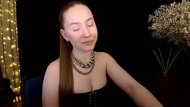 Snapshot of SindiWatsoon chatting on March 11, 5:08 pm SindiWatsoon online show from March 11, 5:08 pm
