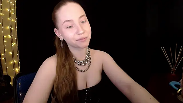 Snapshot of SindiWatsoon chatting on March 21, 2:09 pm SindiWatsoon online show from March 21, 2:09 pm