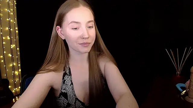 Snapshot of SindiWatsoon chatting on March 27, 2:17 pm SindiWatsoon online show from March 27, 2:17 pm