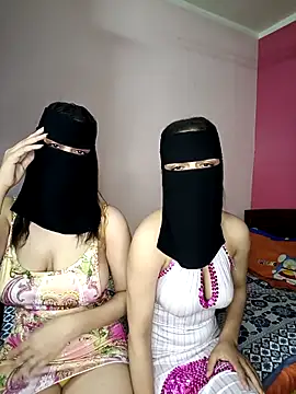 Snapshot of Meral1 chatting on November 4, 11:04 pm Meral1 online show from November 4, 11:04 pm