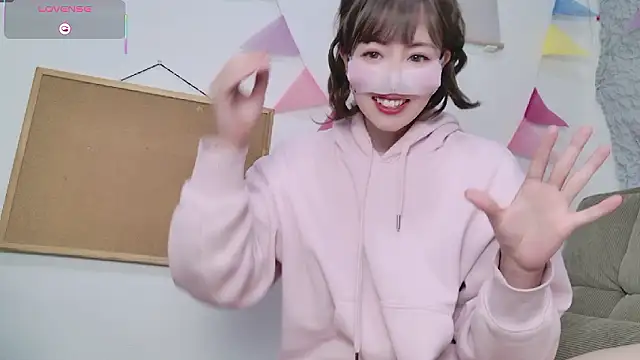 Snapshot of A33-asami chatting on February 23, 1:25 am A33-asami online show from February 23, 1:25 am