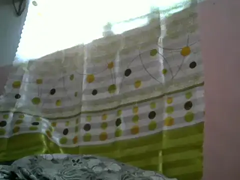 Snapshot of Bigras0011 chatting on December 27, 10:34 am Bigras0011 online show from December 27, 10:34 am