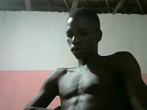 Snapshot of Bigras0011 chatting on January 12, 3:28 am Bigras0011 online show from January 12, 3:28 am