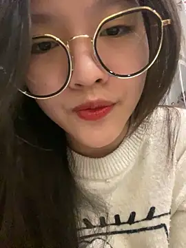Snapshot of Krixxi22 chatting on January 3, 4:16 pm Krixxi22 online show from January 3, 4:16 pm