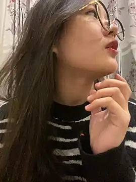 Snapshot of Krixxi22 chatting on January 18, 4:10 pm Krixxi22 online show from January 18, 4:10 pm