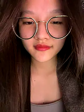 Snapshot of Krixxi22 chatting on September 18, 3:25 pm Krixxi22 online show from September 18, 3:25 pm