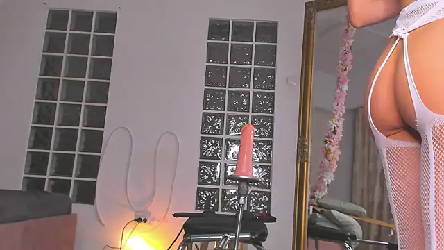 JassyeJoy online show from March 13, 5:47 am