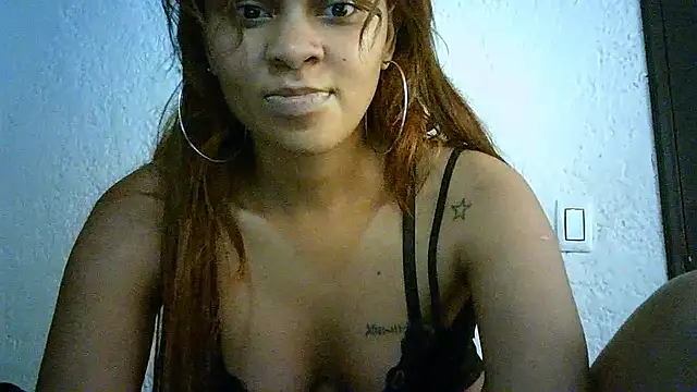 Snapshot of Bellabeltrann chatting on September 15, 7:52 am Bellabeltrann online show from September 15, 7:52 am