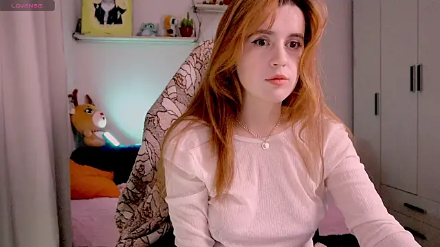 Snapshot of Lisa_sweetheels chatting on March 8, 3:13 pm Lisa sweetheels online show from March 8, 3:13 pm