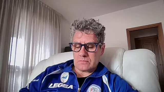 Snapshot of Britmi chatting on February 8, 10:18 am Britmi online show from February 8, 10:18 am