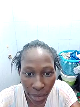 LOVELY-2BERRY online show from June 7, 9:57 am