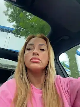 LovingBlondie online show from May 23, 5:45 am