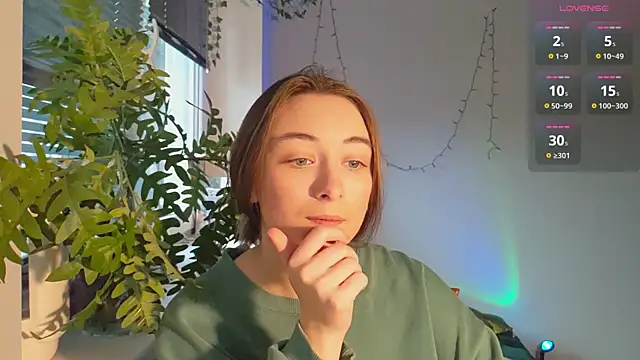 Snapshot of monlight__dana chatting on February 3, 12:47 pm monlight dana online show from February 3, 12:47 pm