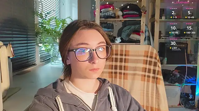 Snapshot of monlight__dana chatting on March 18, 1:20 pm monlight dana online show from March 18, 1:20 pm