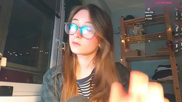 monlight  dana online show from April 13, 7:19 pm