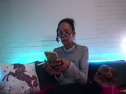 Snapshot of Medusa_64 chatting on March 17, 9:44 am Medusa 64 online show from March 17, 9:44 am