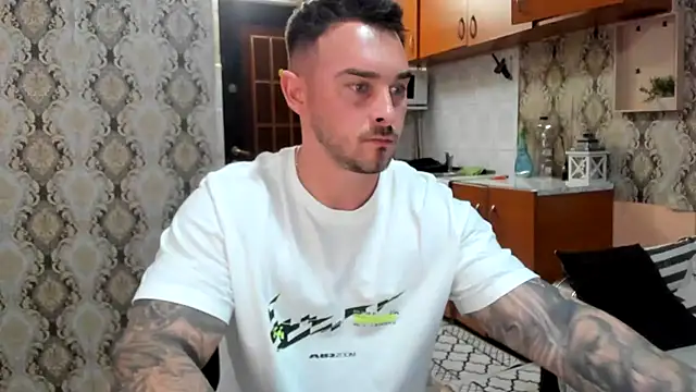 Jonmusclemaster online show from November 10, 10:20 pm