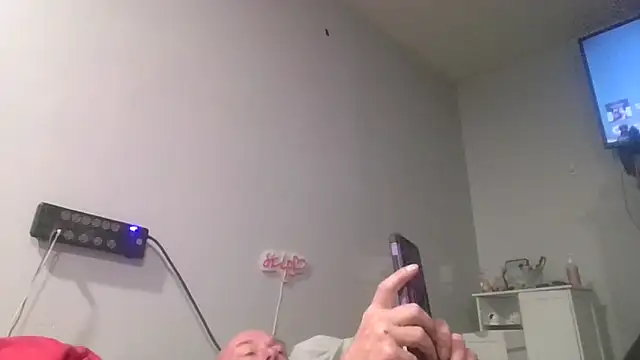 deepinnnnn online show from November 8, 4:34 am