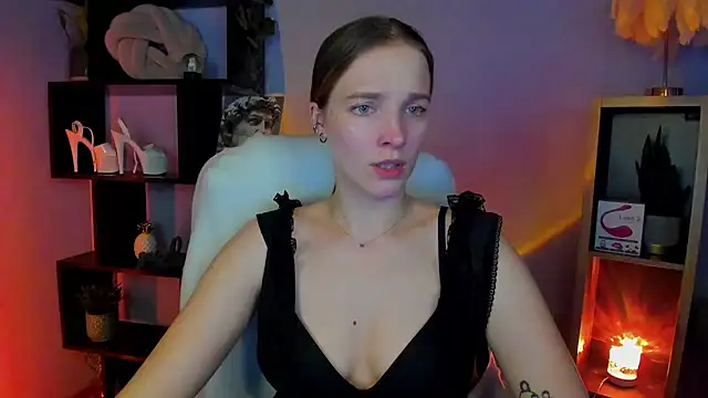 Snapshot of kenzie_x chatting on January 20, 11:24 am kenzie x online show from January 20, 11:24 am