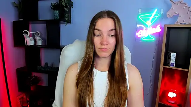 Snapshot of kenzie_x chatting on September 23, 6:38 am kenzie x online show from September 23, 6:38 am