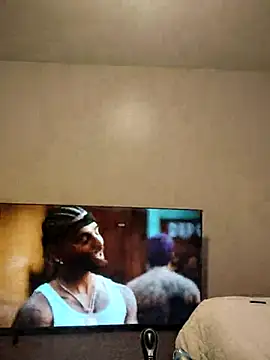 Snapshot of Oviedo174 chatting on March 3, 12:00 pm Oviedo174 online show from March 3, 12:00 pm