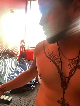 Snapshot of Desleche chatting on January 18, 7:15 pm Desleche online show from January 18, 7:15 pm