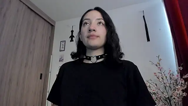 Tanya WorldBondage online show from December 14, 7:36 pm