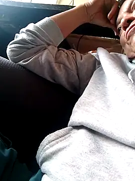 Snapshot of Anuviss_lxx chatting on February 12, 4:55 pm Anuviss lxx online show from February 12, 4:55 pm