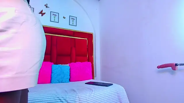 CoralHarrinson online show from September 16, 8:10 pm