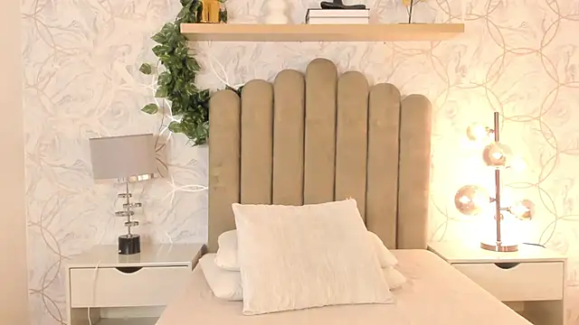 Roma  love online show from January 26, 11:50 am