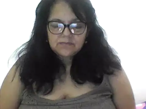 Snapshot of kassandra02 chatting on January 15, 2:27 am kassandra02 online show from January 15, 2:27 am