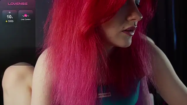 Snapshot of joyhannahh chatting on February 17, 2:35 pm joyhannahh online show from February 17, 2:35 pm