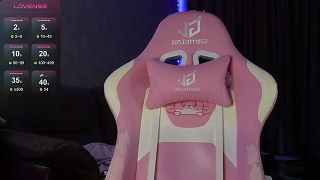 Snapshot of joyhannahh chatting on March 4, 5:19 pm joyhannahh online show from March 4, 5:19 pm