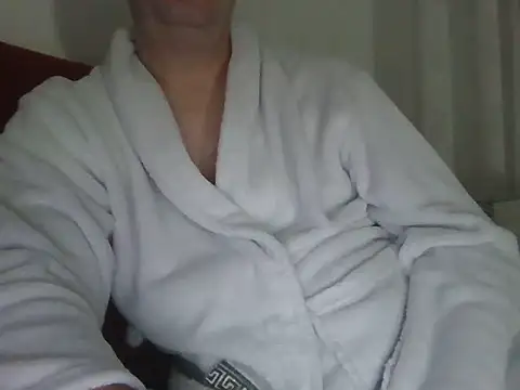 Snapshot of fikoivos chatting on May 23, 8:24 pm fikoivos online show from May 23, 8:24 pm
