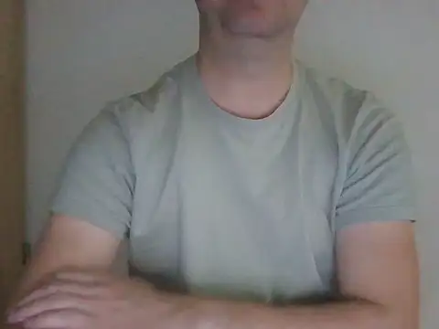 Snapshot of fikoivos chatting on May 28, 10:40 pm fikoivos online show from May 28, 10:40 pm