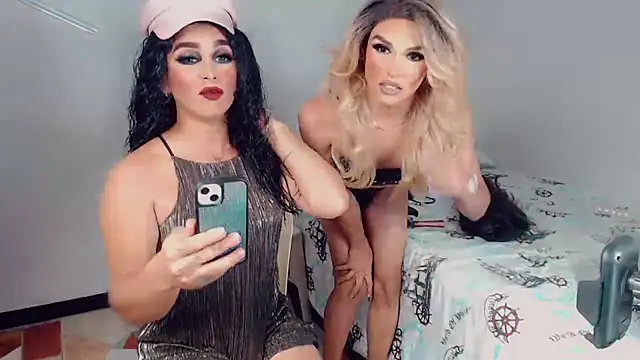 New Dolls online show from October 25, 11:43 pm