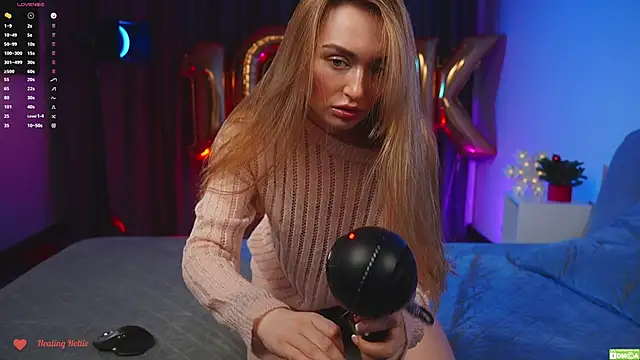 Snapshot of Healing_Hottie chatting on January 4, 8:48 pm Healing Hottie online show from January 4, 8:48 pm