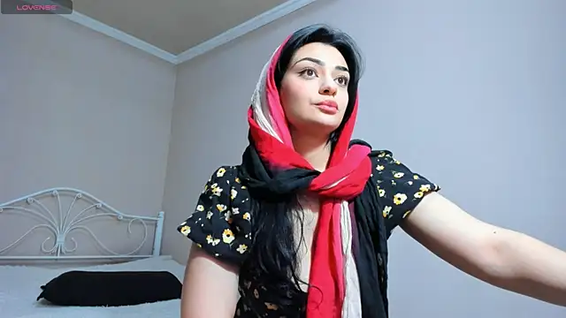 Snapshot of _cleopattra_ chatting on December 23, 4:28 pm cleopattra online show from December 23, 4:28 pm