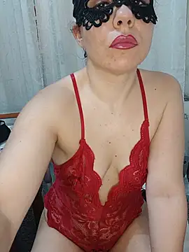 Snapshot of SexySweetPaola chatting on July 27, 2:13 pm SexySweetPaola online show from July 27, 2:13 pm