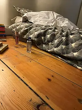 Snapshot of alexheels_boots chatting on March 19, 7:29 am alexheels boots online show from March 19, 7:29 am