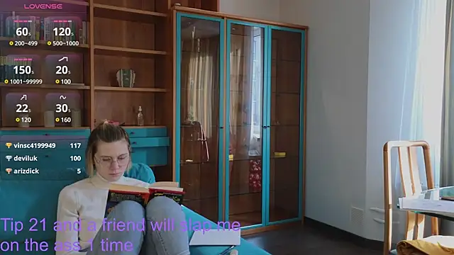 EmmaFisherf online show from March 5, 9:49 am