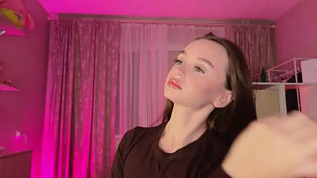 Katy perry  online show from February 20, 2:40 am