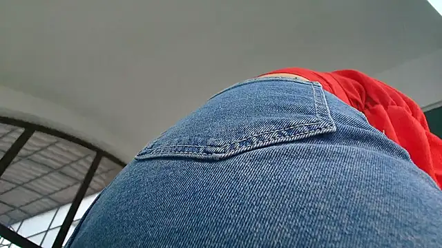 AlicePirs online show from March 27, 5:02 am