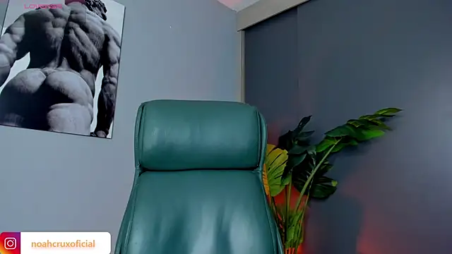 noah crux online show from March 27, 4:07 am